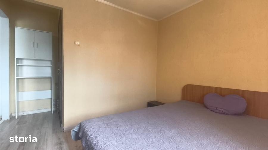 Apartament cu 4 camere în Dacia
