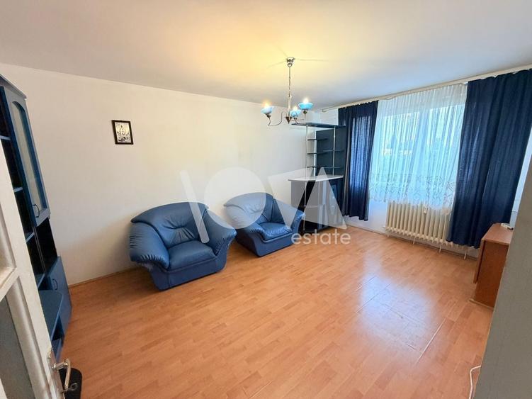 Apartament cu 3 camere decomandat în Valea Ialomiței
