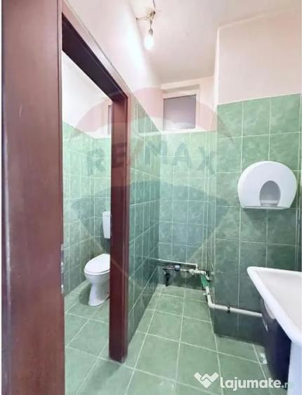Spațiu comercial, de 80 mp, în Vasile Aaron