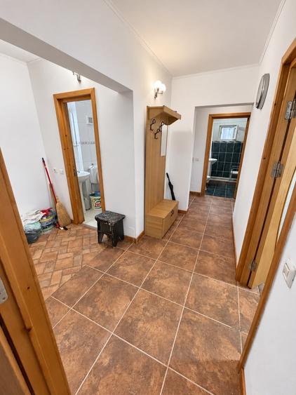 Apartament cu 3 camere decomandat în Dacia