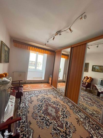 Apartament cu 4 camere în Ultracentral