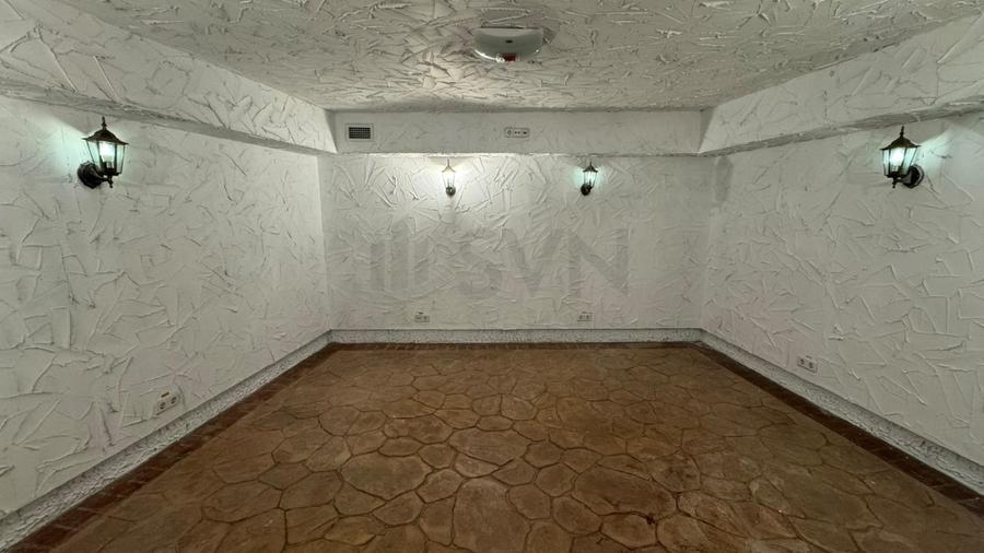 Birou, de 435 mp, în Băneasa