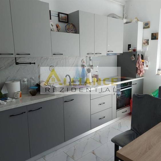 Apartament cu 2 camere decomandat în Sud