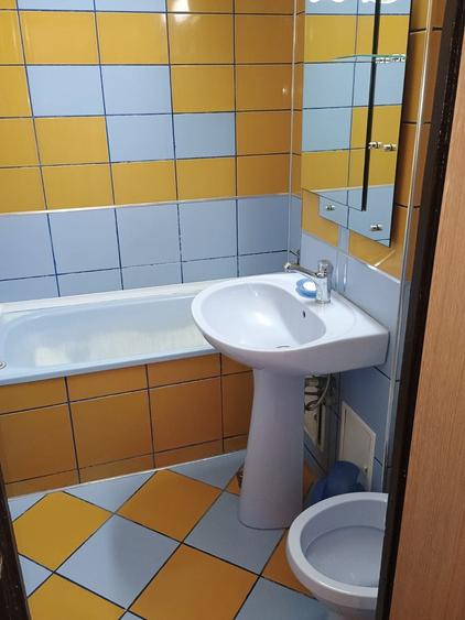 Apartament cu 2 camere semidecomandat în Sălăjan