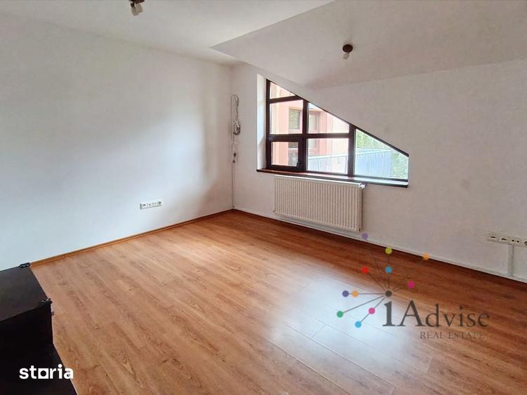 Spațiu comercial, de 240 mp, în Dârste