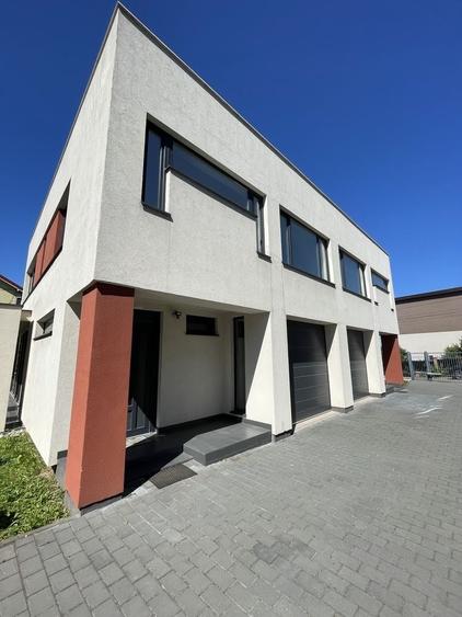 Casă cu 4 camere cu Teren 80 Mp în Europa