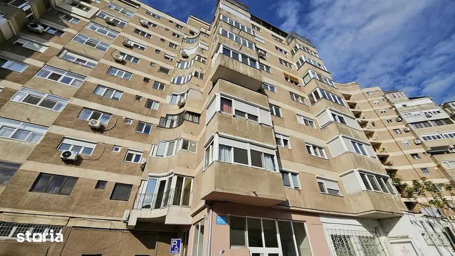 Apartament cu 3 camere decomandat în Dacia