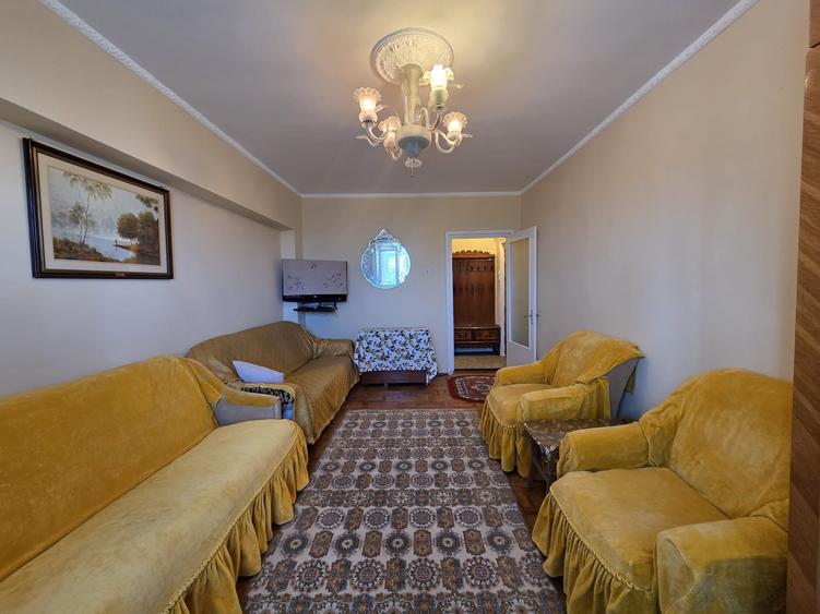 Apartament cu 2 camere decomandat în Mazepa 2