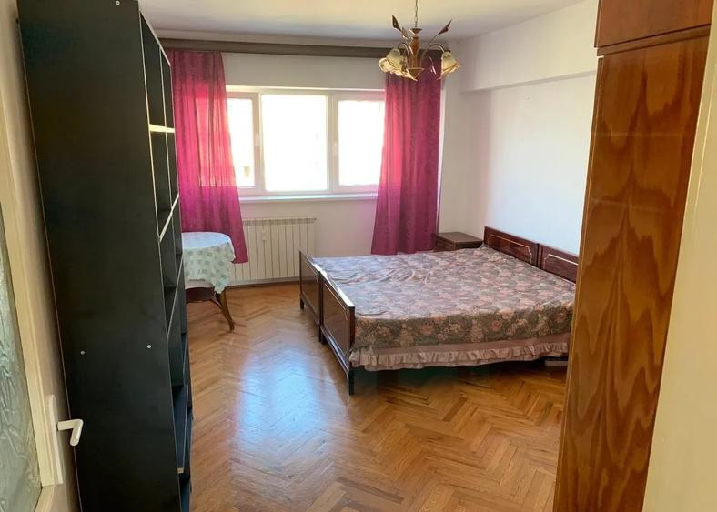 Apartament cu 4 camere decomandat, mobilat în Iancului