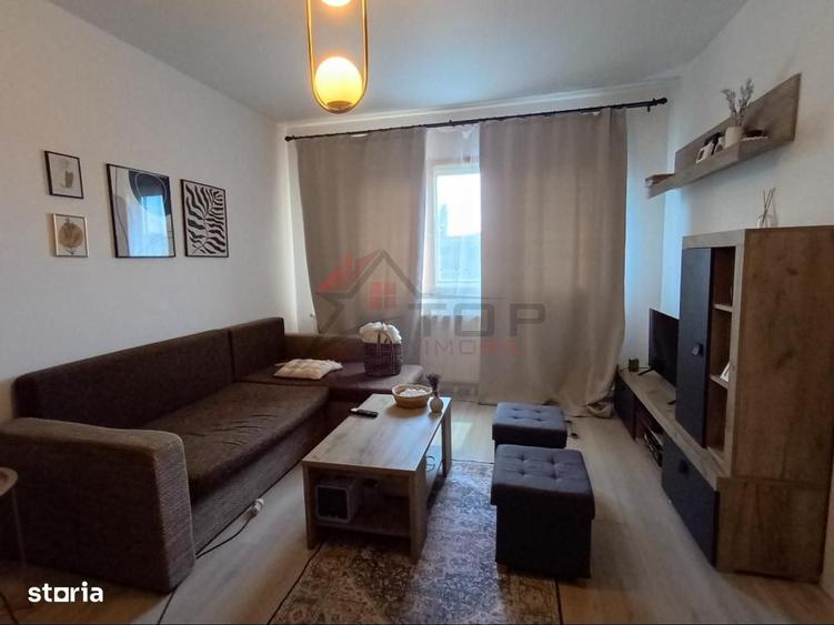 Apartament cu 2 camere nedecomandat în Podu Roș
