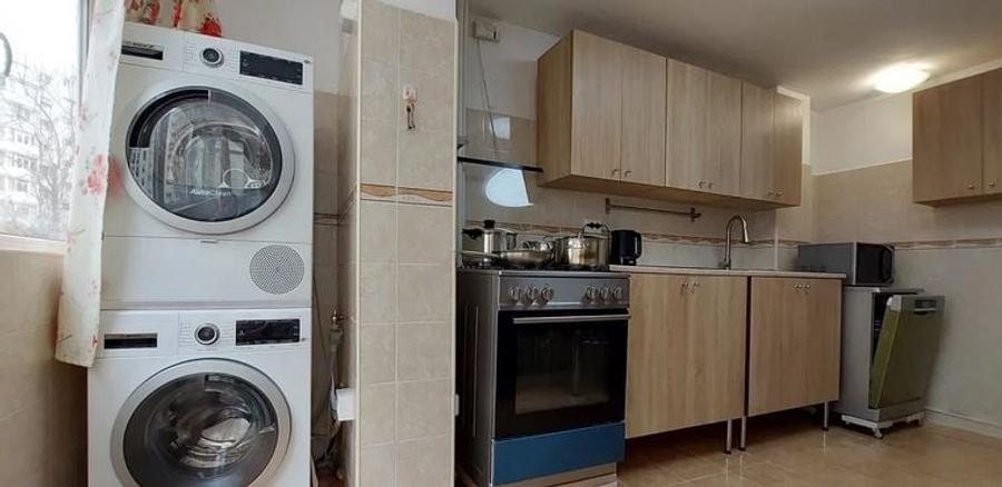 Apartament cu 2 camere semidecomandat, mobilat în Bucur Obor