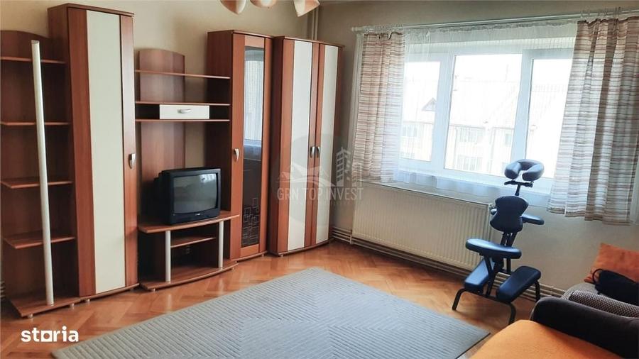 Apartament cu 3 camere decomandat în Terezian