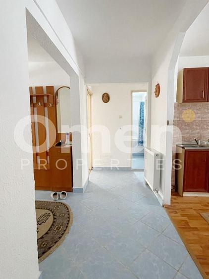 Apartament cu 3 camere decomandat, mobilat în Hotvon
