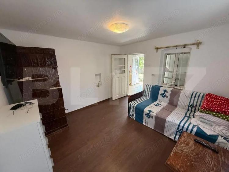 Casa partial renovata, 60mp utili , 6000 mp teren, zona Georocu Mare - 7
