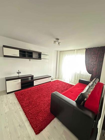 Apartament cu 3 camere decomandat în George Enescu