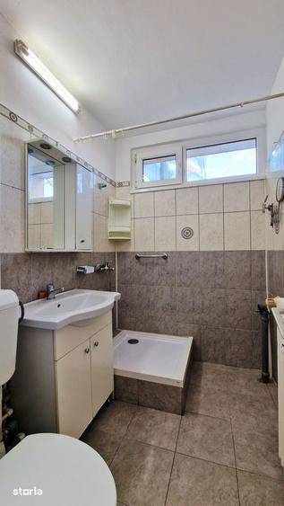 Apartament cu 3 camere decomandat în Floreasca