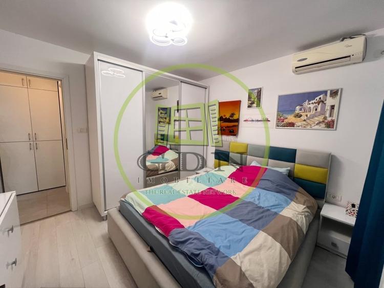 Apartament cu 3 camere decomandat, mobilat în Cornitoiu