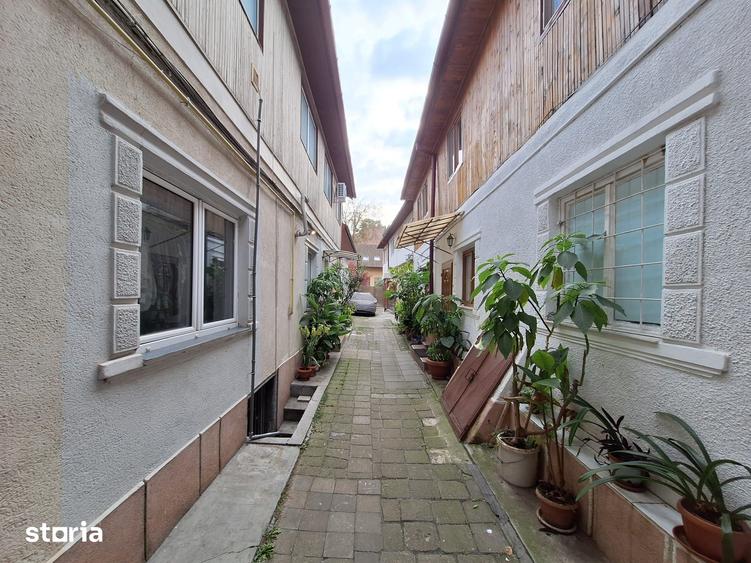 Apartament cu 4 camere în Central