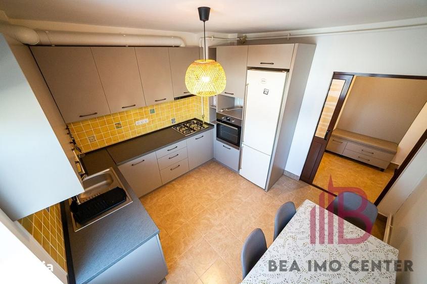 Apartament cu 4 camere în Aurel Vlaicu