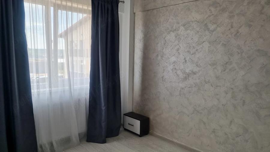 Apartament cu 2 camere decomandat în Exterior Vest
