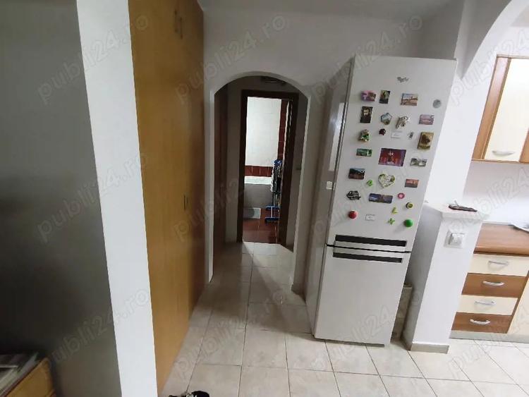 Apartament cu 2 camere decomandat în Rogerius