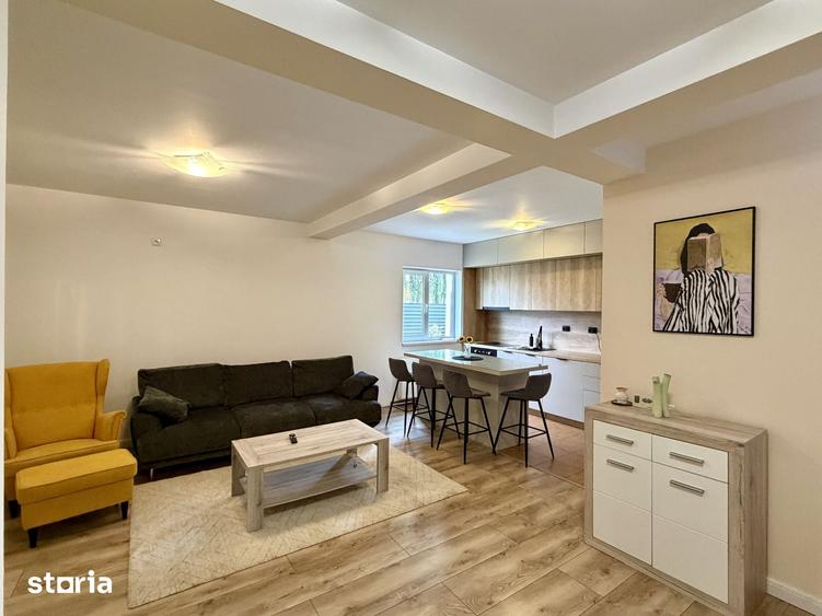 Casă cu 3 camere cu Teren 450 Mp în Central