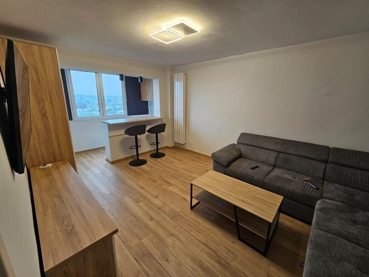 Apartament 3 camere de inchiriat | Zona Tomis 3 - 2