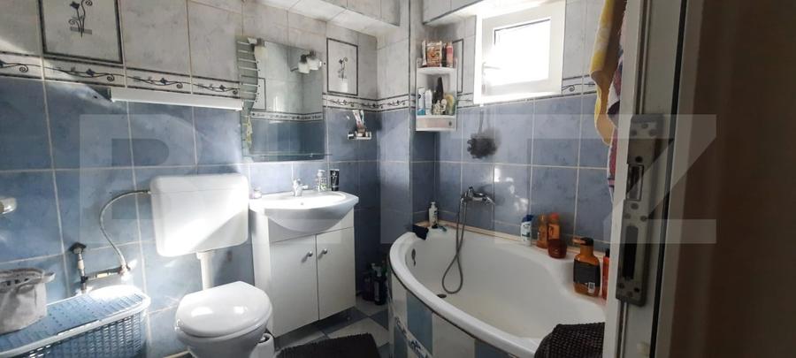 Apartament cu 3 camere decomandat, mobilat în Micro 15