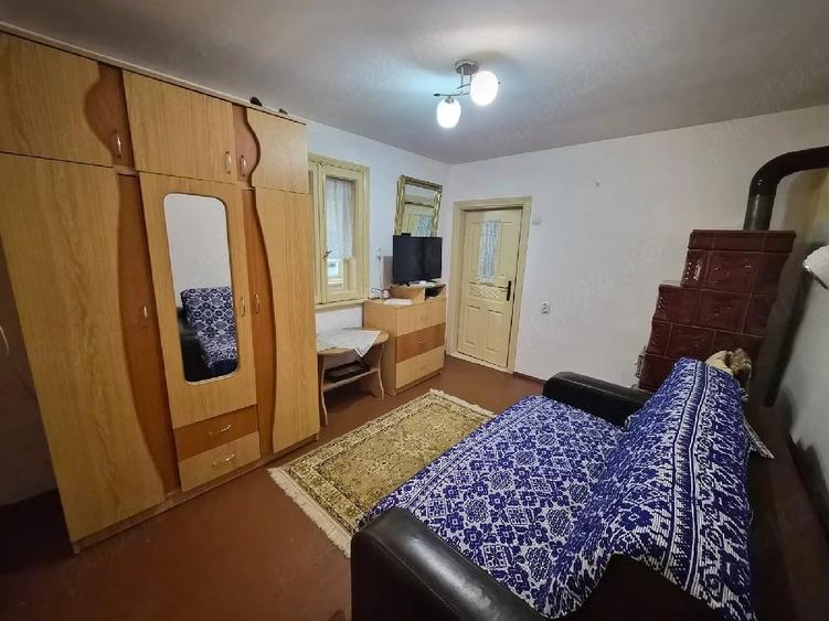 Casă cu 3 camere cu Teren 5551 Mp în Valea Sălciilor