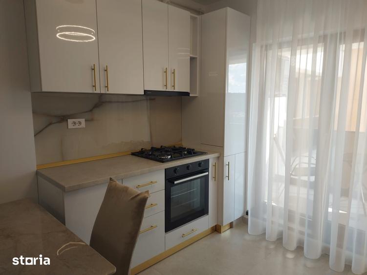 Apartament cu 2 camere în Apărătorii Patriei