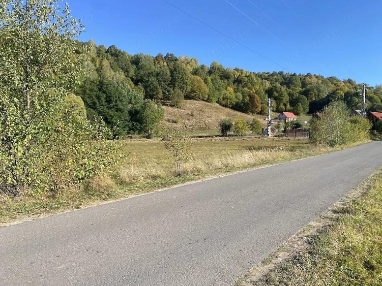 Teren de 2000 mp, în Băile Chirui