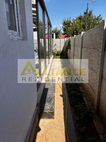 Casă individuală cu 5 camere cu Canalizare în Berceni