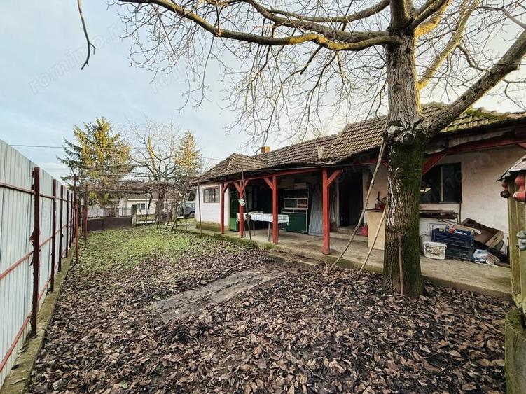 Casă cu 3 camere cu Teren 720 Mp în Paleu