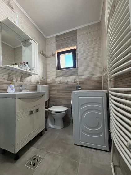 Casă cu 4 camere în Satu Nou