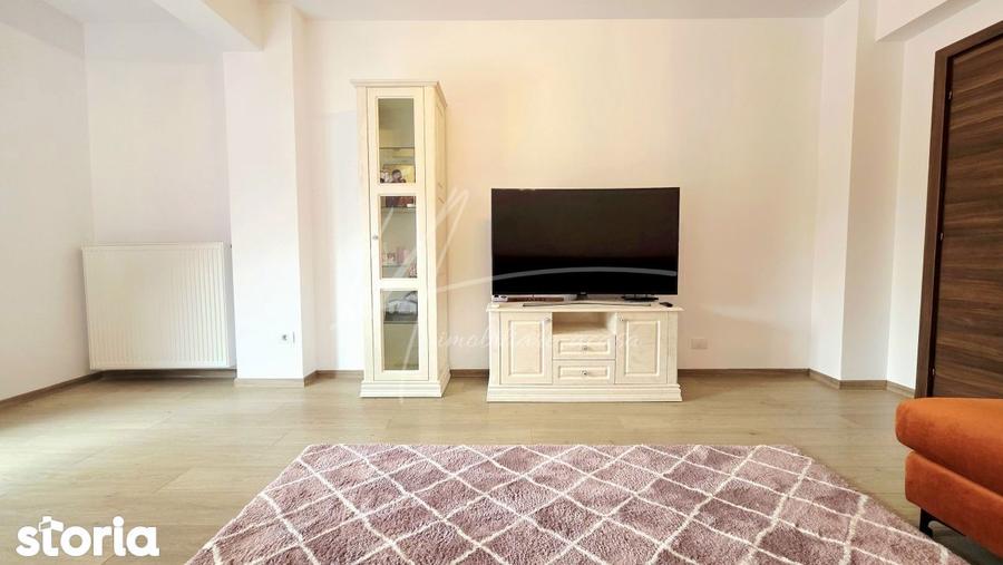 Apartament cu 3 camere decomandat, mobilat în 13 Septembrie