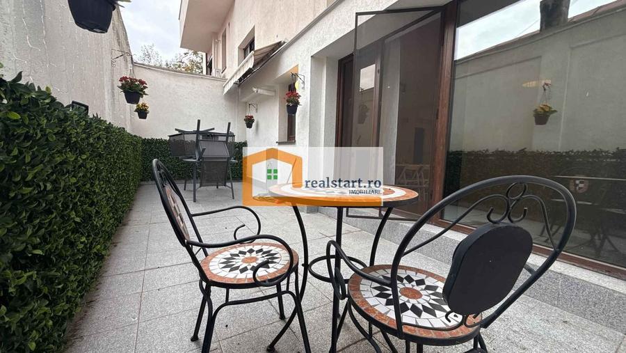 Apartament cu 4 camere decomandat, mobilat în Băneasa