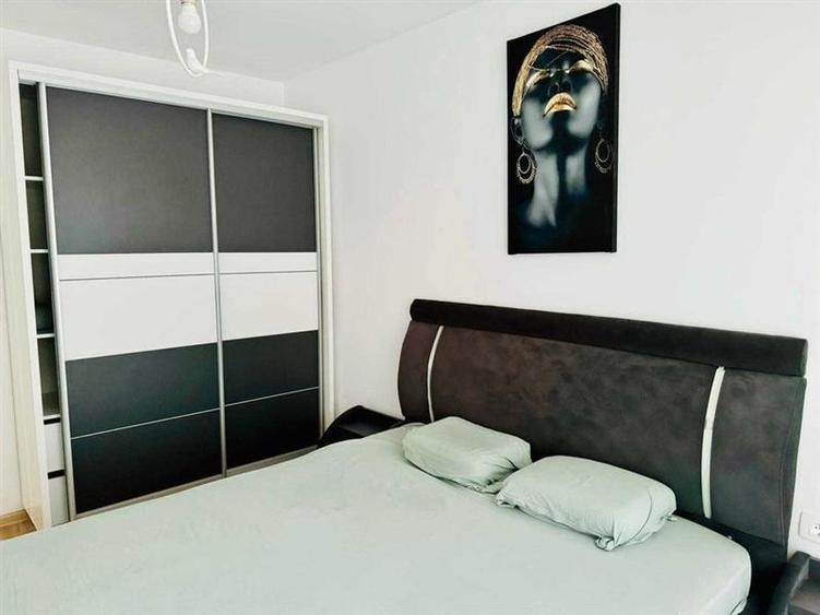 Apartament cu 2 camere decomandat în Tractorul — fotografia 3