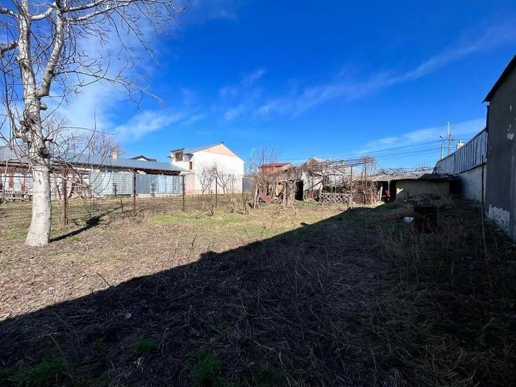 Casă individuală cu 3 camere cu Canalizare în Pisc