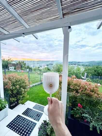 Duplex cu 5 camere cu Canalizare în Florești