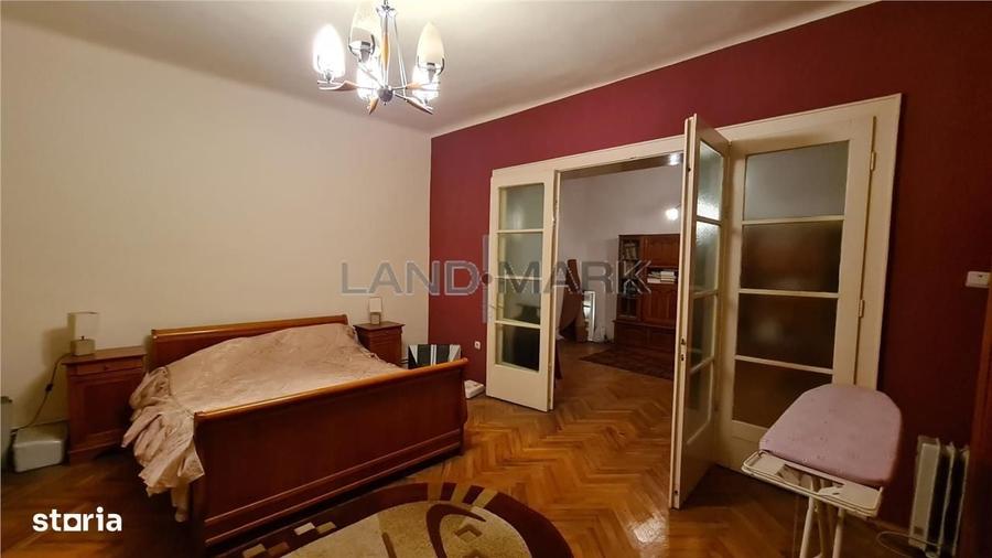 Casă cu 4 camere în Bălcescu