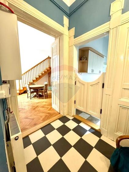 Apartament cu 2 camere decomandat, mobilat în Ultracentral