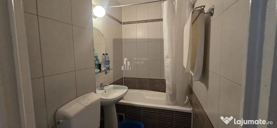 Apartament cu 2 camere semidecomandat în Giurgiului