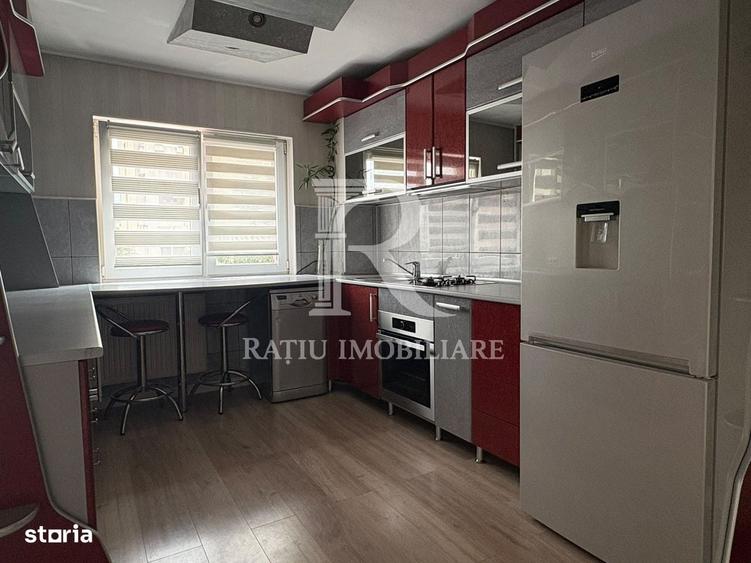 Apartament cu 3 camere semidecomandat în Iosia