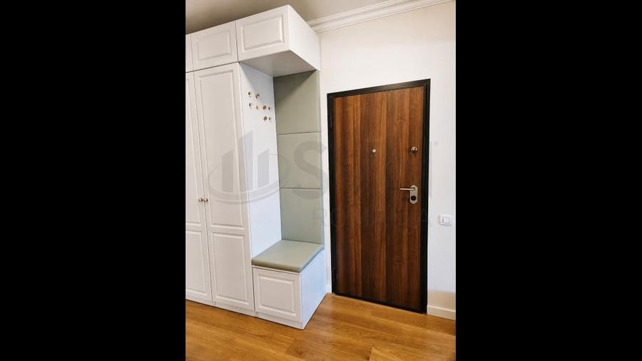 Apartament cu 3 camere decomandat în Victoriei