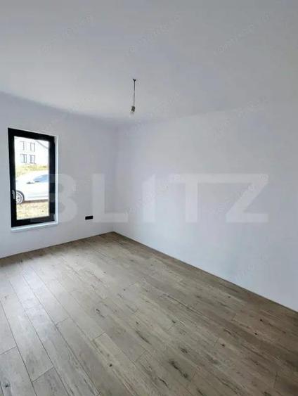 Casă cu 4 camere cu Teren 275 Mp în Vorovești