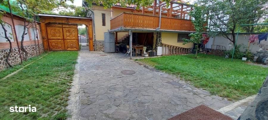 Casă decomandat cu Teren 500 Mp în Valea Aurie