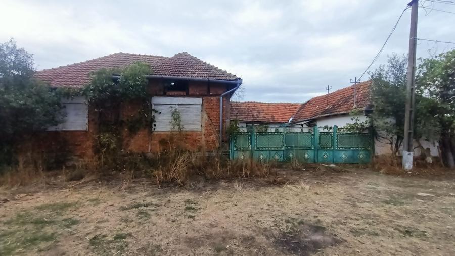 Casă cu 4 camere în Susag