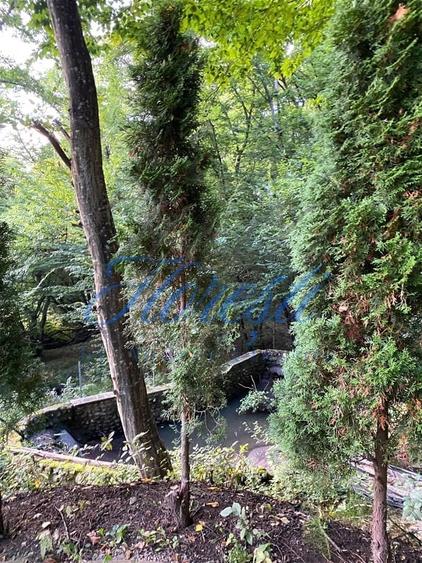 Casă individuală cu 5 camere cu Canalizare în Făget