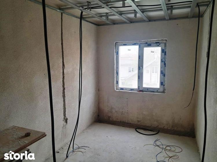Apartament cu 3 camere în 9 Mai
