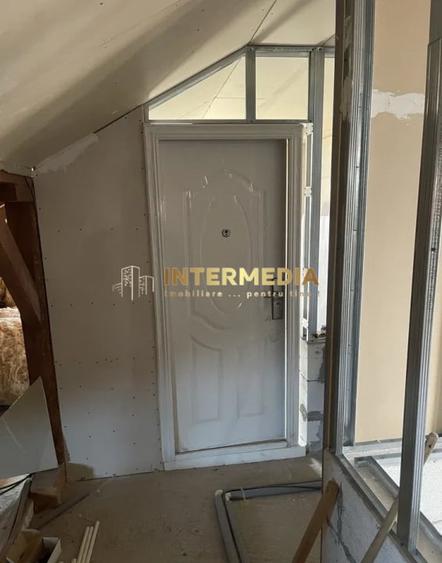 Apartament mare de 180 mp. Pod Mansarda 7 Camere 7 Garsoniere investitie Birouri - 2